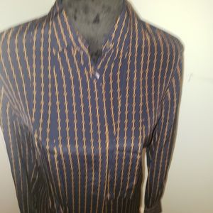 Brooks Brothers 100% silk blouse- Gently loved, removable neck tie.